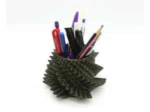 Dragon pen holder